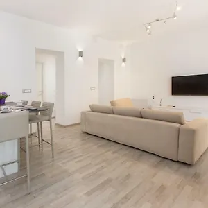 Residenze Al Porto Appartement